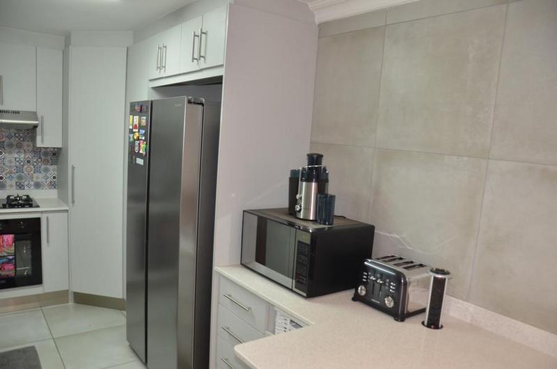 2 Bedroom Property for Sale in Island View Western Cape